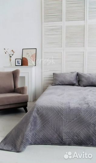 Комплект покрывало с наволочками новый