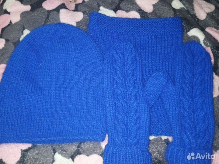 Комплект из пряжи 