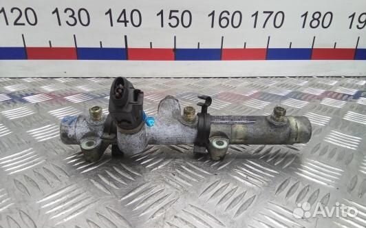 Топливная рампа дизельная audi A8 D3 (4BL19BB02)