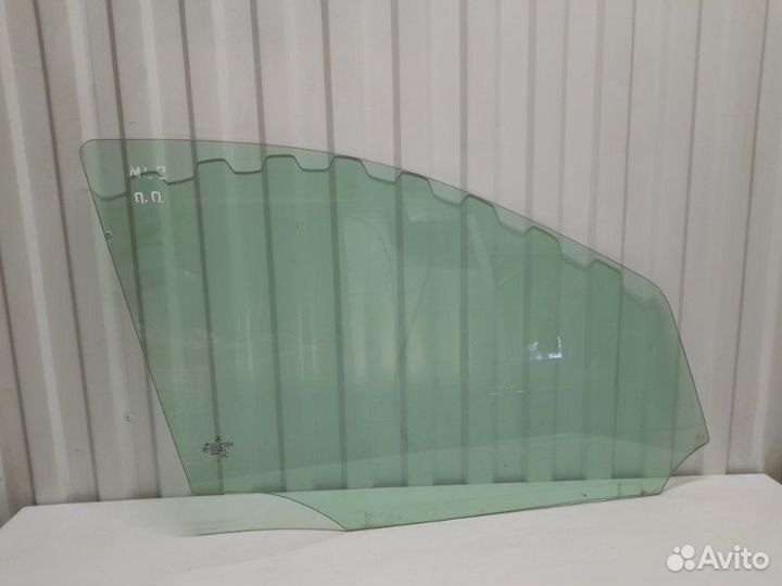 Стекло двери передней правой Mercedes-Benz M-Class