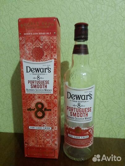 Пустые бутылки для коллекции