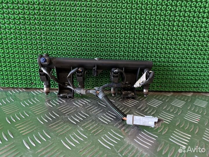 Форсунка топливная Citroen C4 1.6 109 л.с. NFU