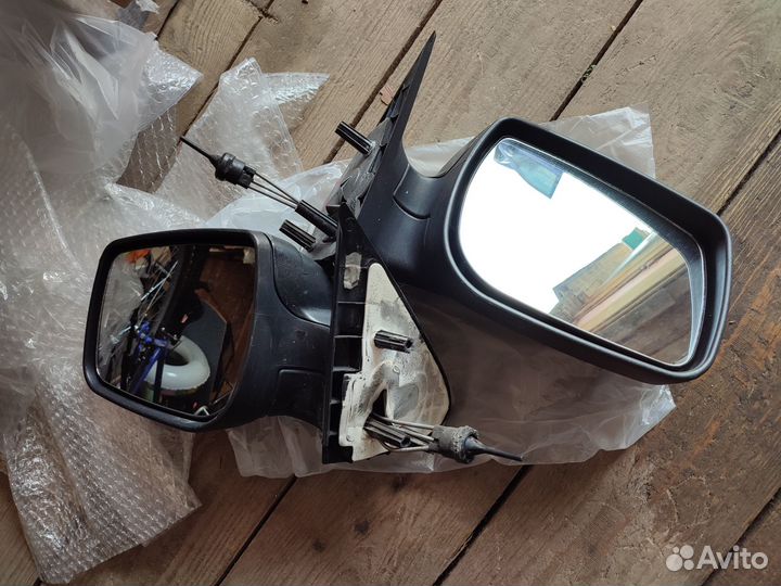 Зеркала на гранту