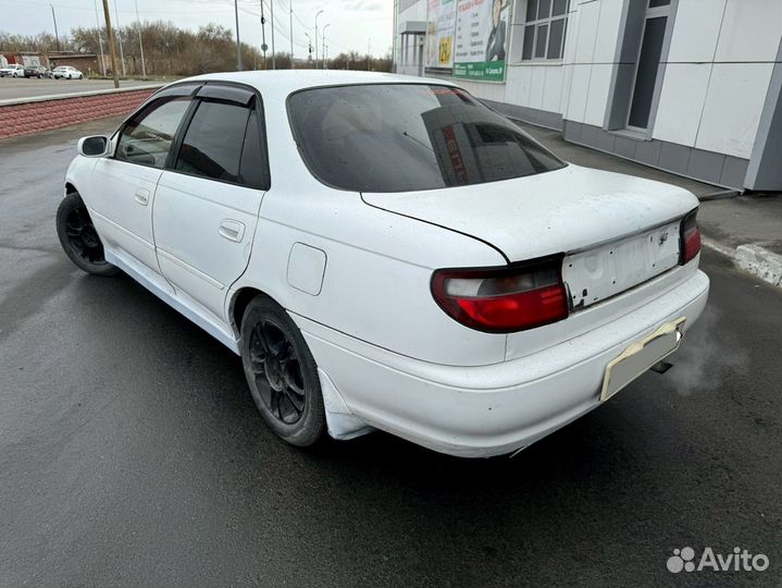 Toyota Carina 1.8 AT, 1993, 350 000 км