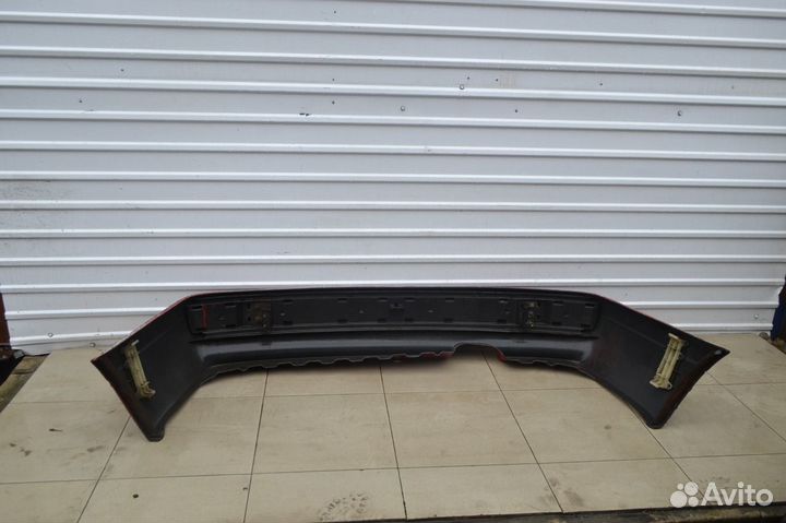 Бампер задний Audi 80