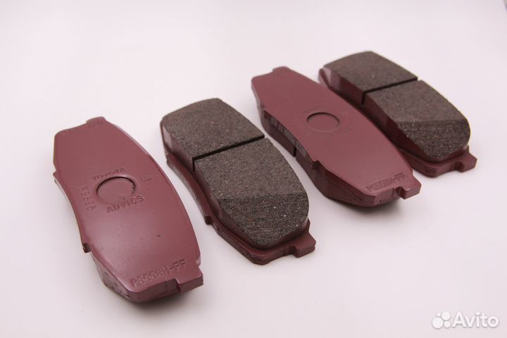 Колодки тормозные задние Toyota Land Cruiser 200