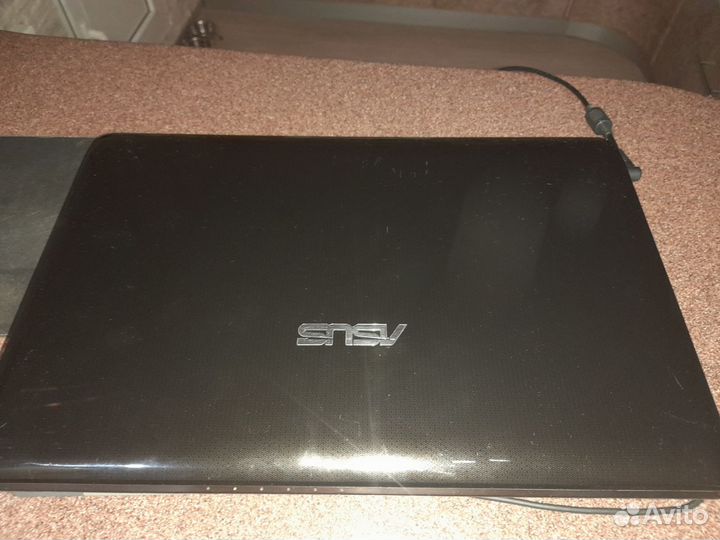 Ноутбук asus