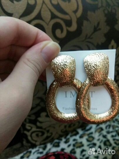 Новые серьги