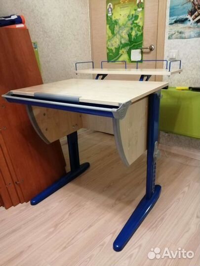 Растущая парта Дэми