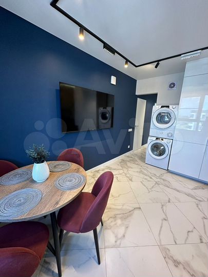 2-к. квартира, 52 м², 10/10 эт.