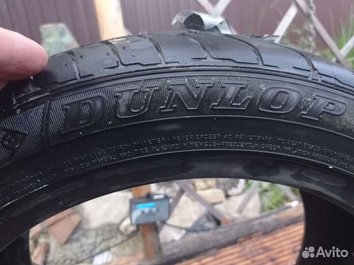 Dunlop SP Sport Maxx 2.25/4.5 R17 94Y