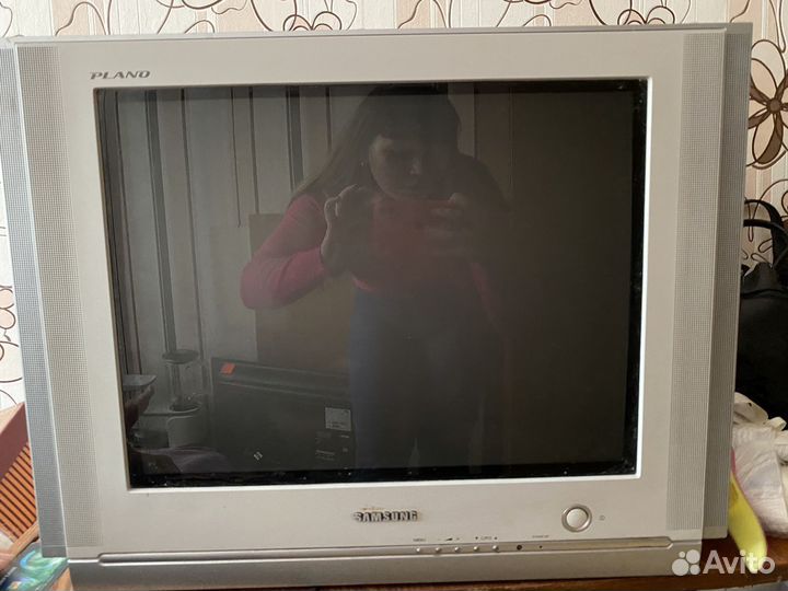 Телевизор samsung