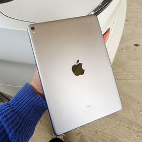 iPad pro 9.7 128gb WiFi