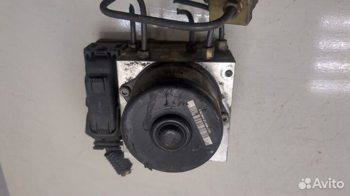 Блок абс, насос Nissan Navara, 2006