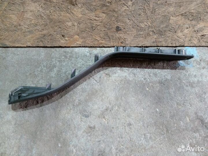 Ступенька подножки левая Scania P8X400 самосвал