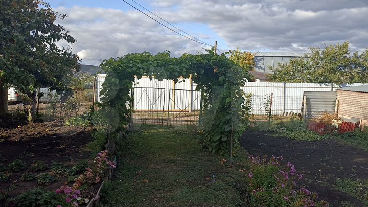 Дом 26 м² на участке 6 сот.