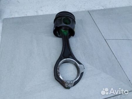 Поршень с шатуном Мерседес