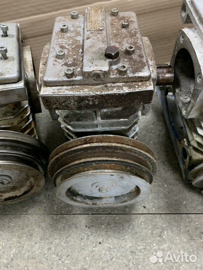 Редуктор 480-40-52 -1-2-2У3
