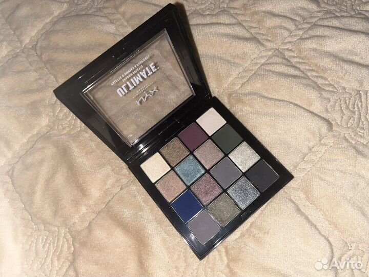 NYX professional makeup Ultimate shadow palette