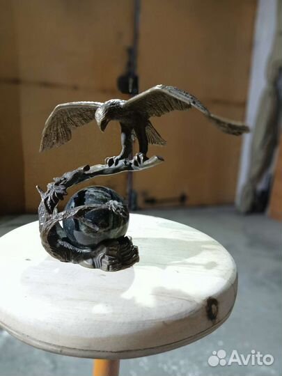 Бронзовая статуэтка