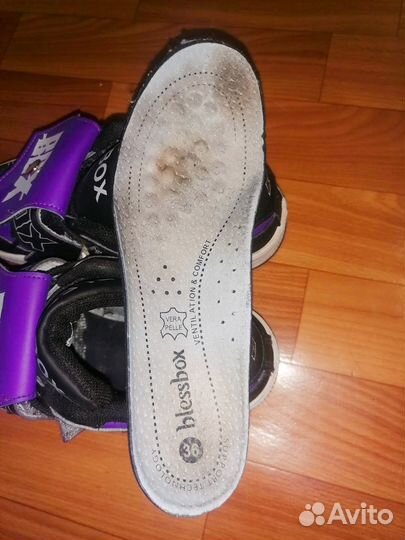 Кроссовки для девочки 35-36