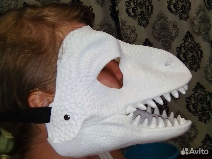 Маска динозавра