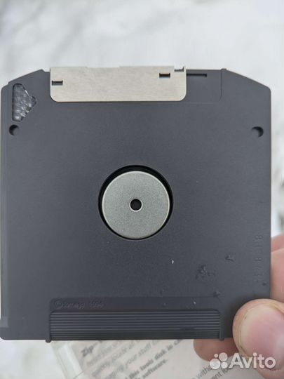 ZIP дискета 100Mb