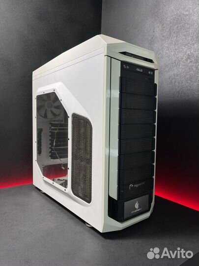 Корпус CoolerMaster Storm Stryker