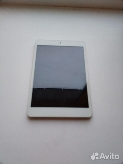 Продаю планшет 8 дюймов