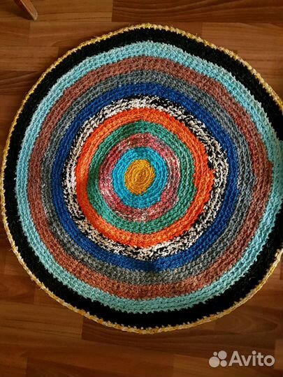 Коврик ручной работы