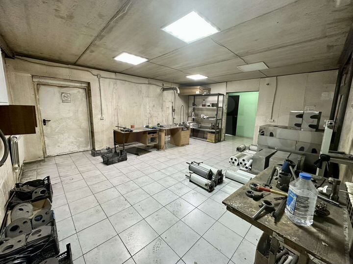 Производство, 700 м²