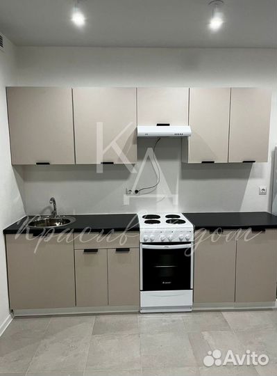Кухонный гарнитур в наличии