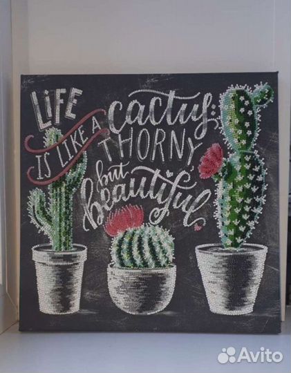 Картины, вышитые крестиком и бисером