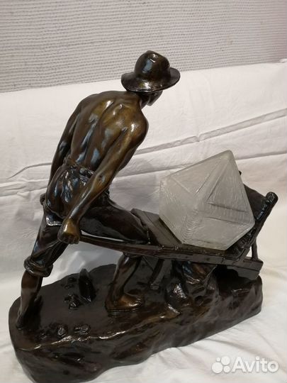 Антикварная скульптура 