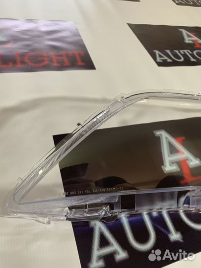 Стекло фары Toyota Camry V40 2006-2009 левое