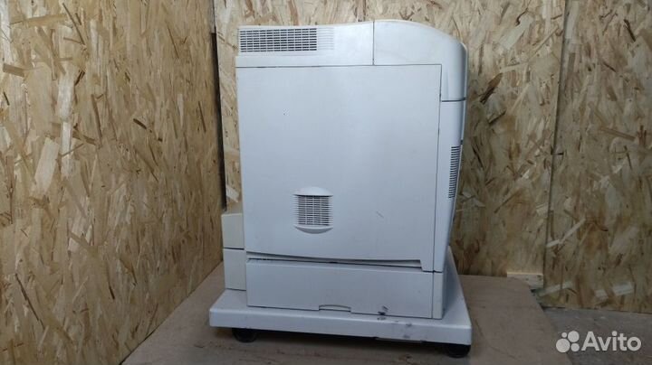 HP Color LaserJet 5550dtn Б/у, рабочий