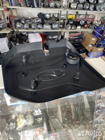 Крышка на двигатель Веста 1,8л 21179 мотор