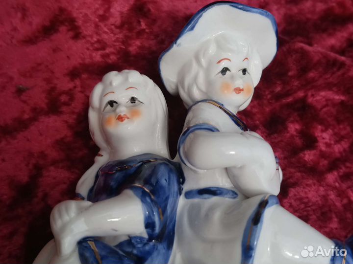 Фарфоровые статуэтки
