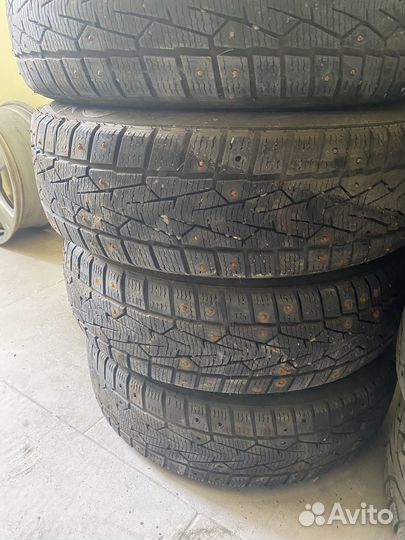 Arctic Trucks AT405 185/65 R15 97