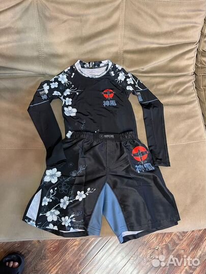 Детский комплект шорты+рашгард