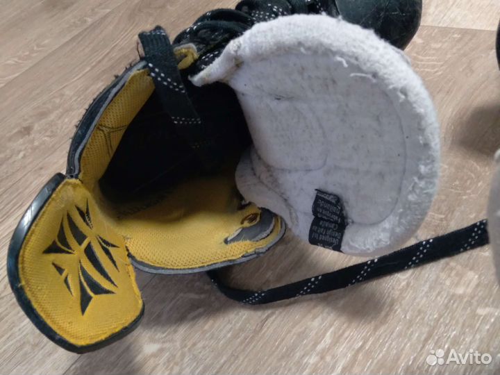 Хоккейные коньки bauer supreme s180