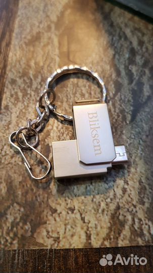 Флешка 64 гб новая