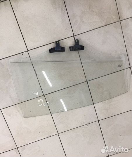 Стекло заднее правое Kia Rio 4
