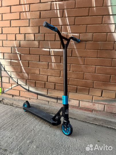 Трюковой самокат glider