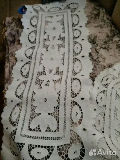 Набор салфетки: одна большая и две маленькие