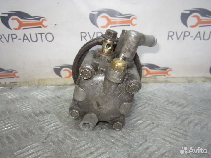 Насос гидроусилителя Subaru Legacy B11 2.5 1993-98