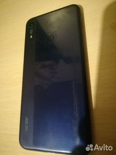 Телефон honor 8a