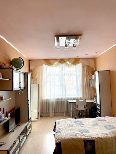 2-к. квартира, 86,5 м², 1/9 эт.