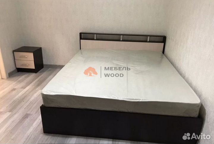 Кровать двухспальная