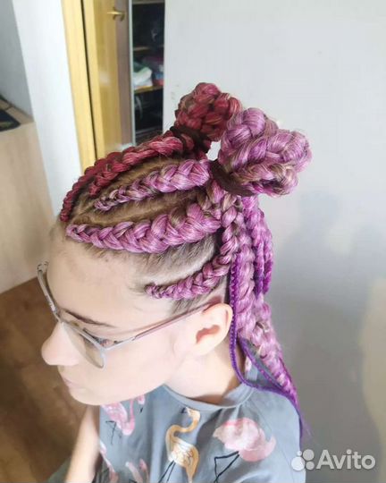 Де косы, де дреды, афрокудри